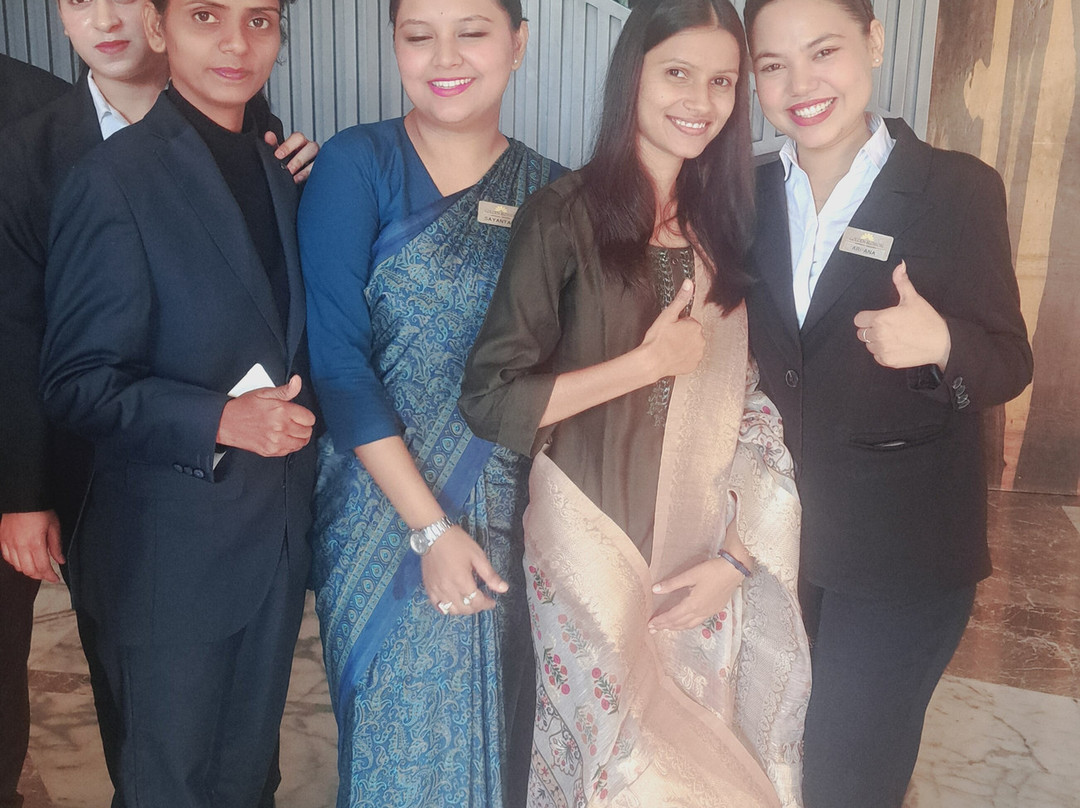 Golden Blossom Imperial Resorts主图