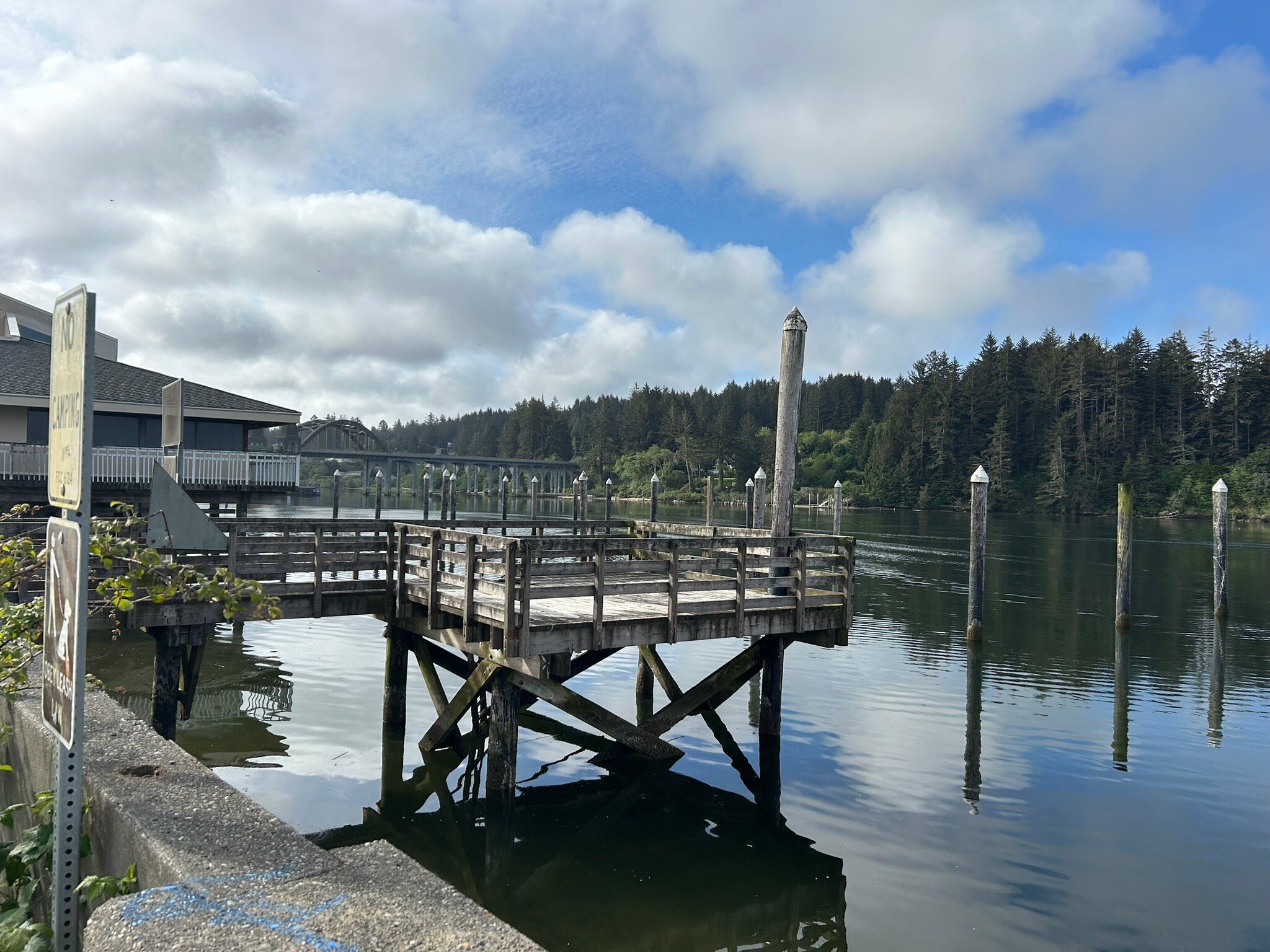 河屋汽车旅馆-官方