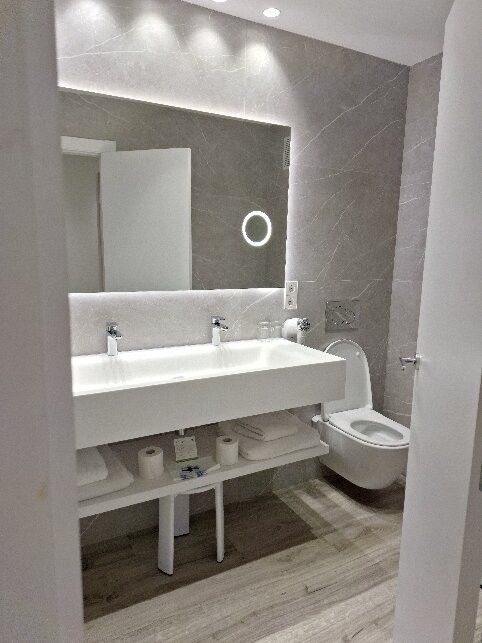 阿尔布菲拉酒店主图