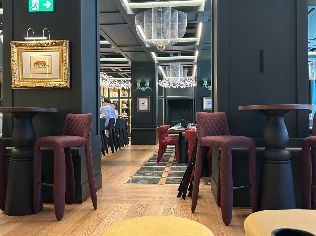 Art Legacy Hotel主图