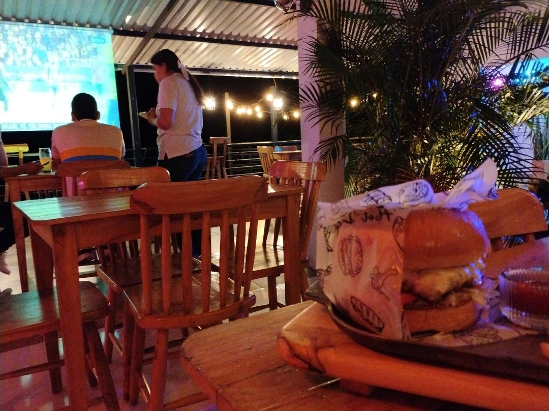 Rio Restaurante Cafe Bar