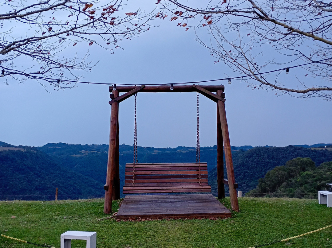 Adega Dom Camilo-Nova Padua必去景点