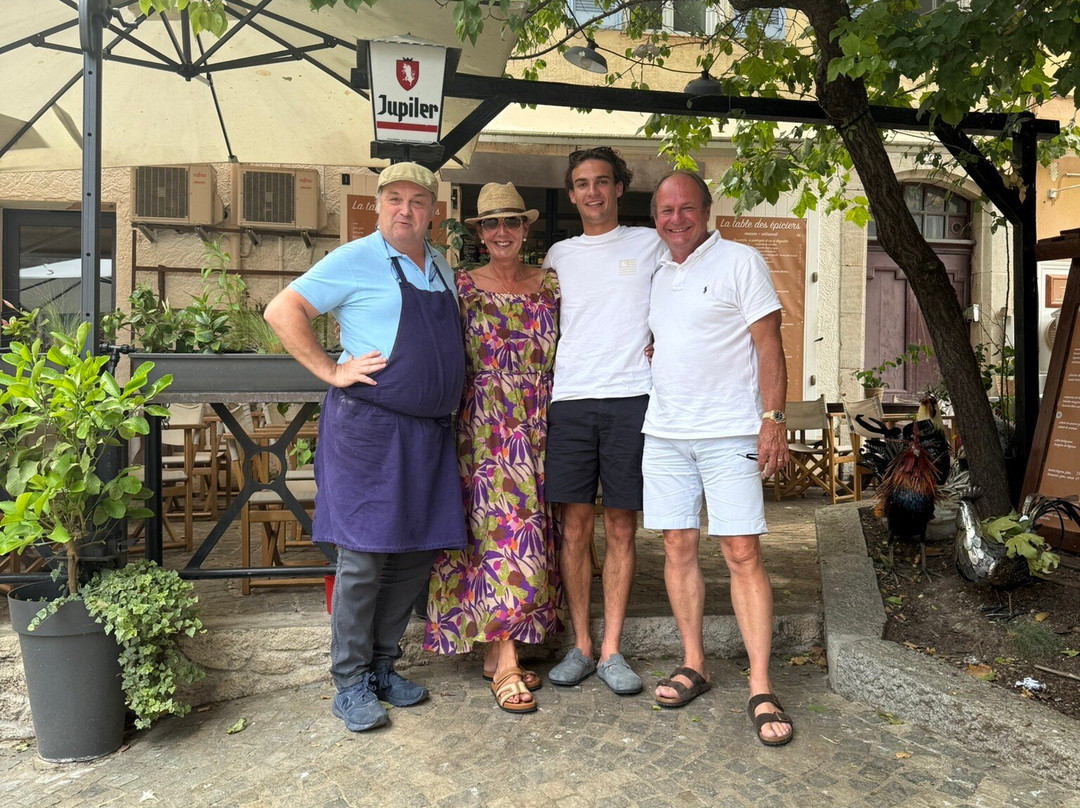 La Table Des Épiciers Chez Les Belges