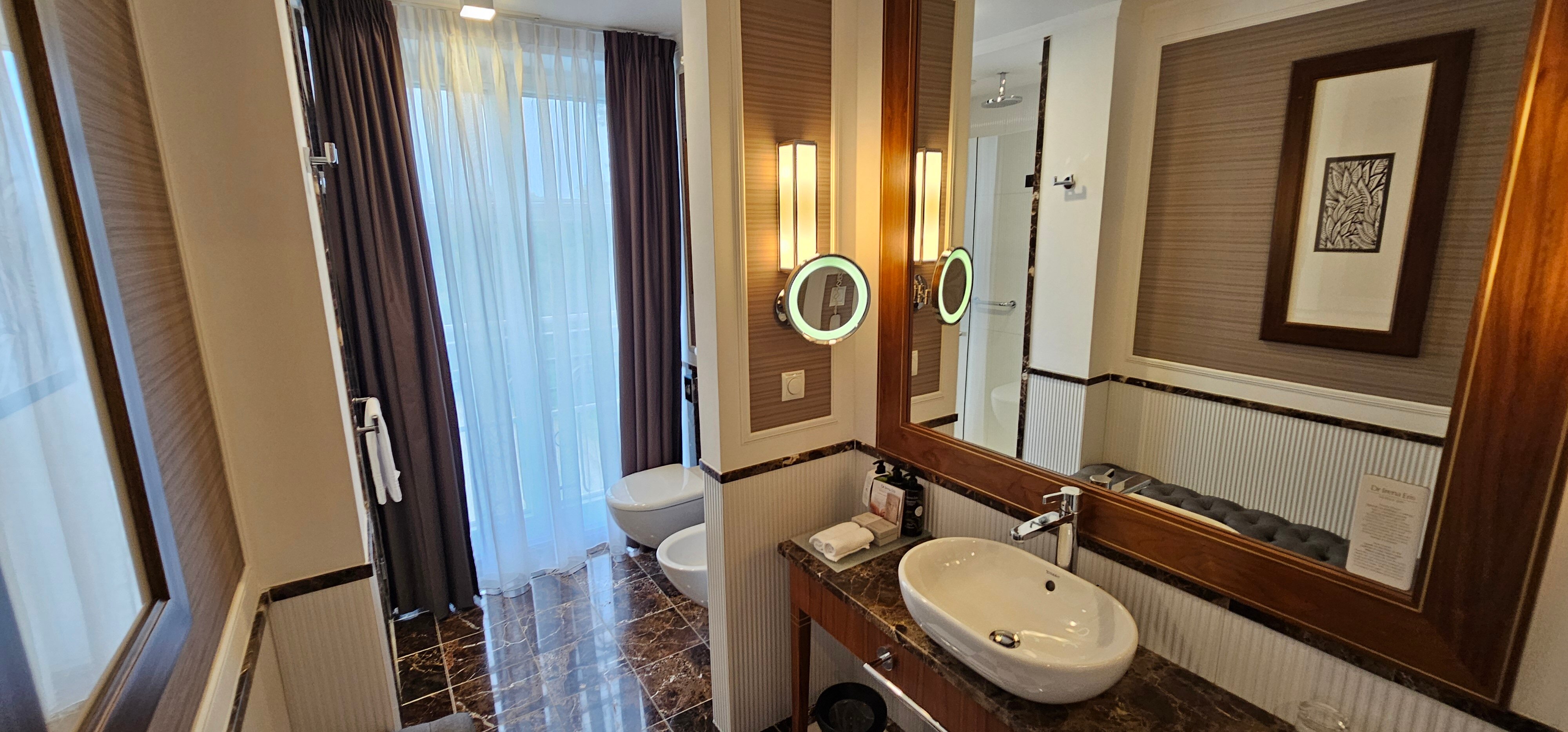 Hotel Spa Dr Irena Eris Polanica Zdrój-浴室