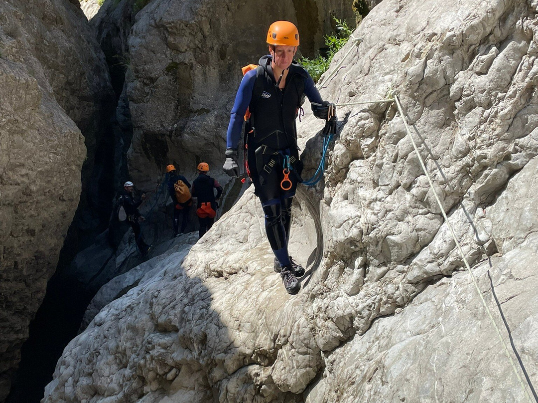 Bureau des Guides de Canyon-卡斯特亚纳必去景点