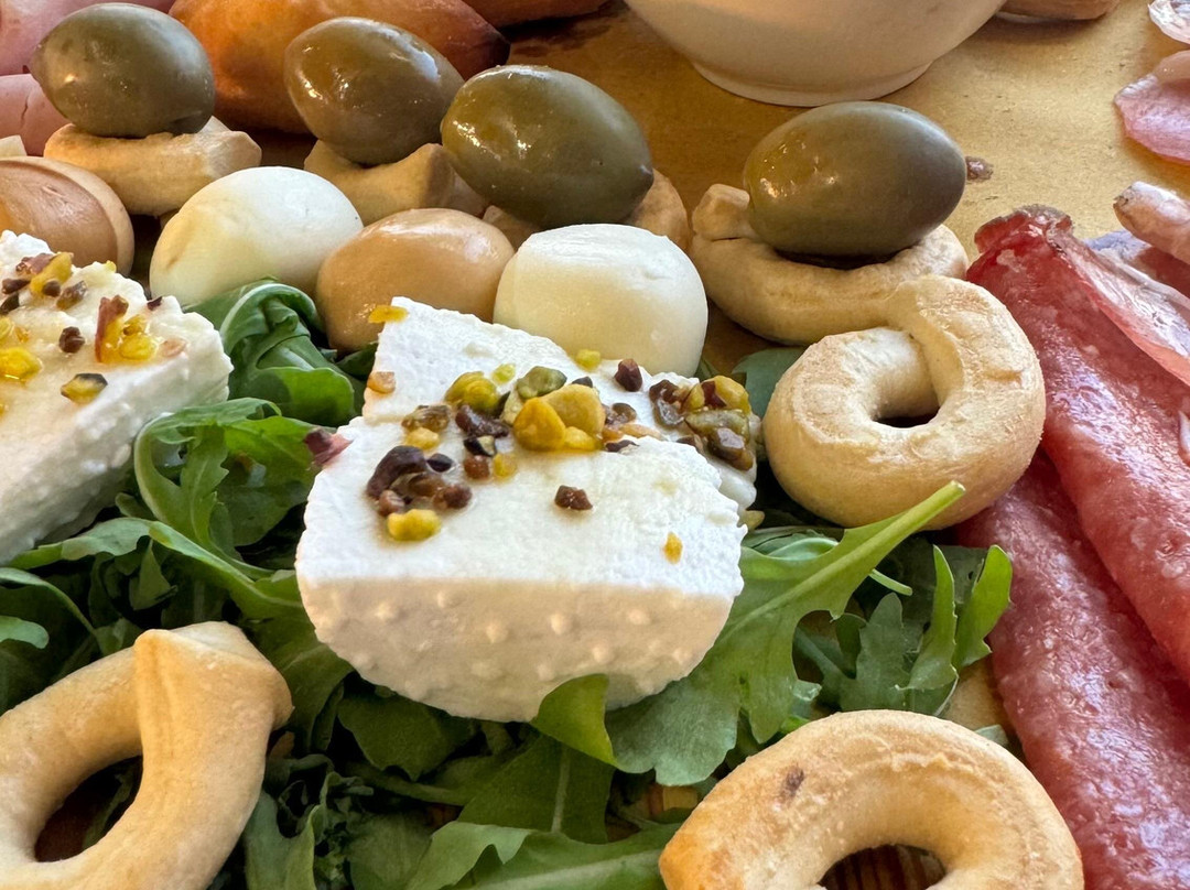 Black ice-Sabaudia必去景点