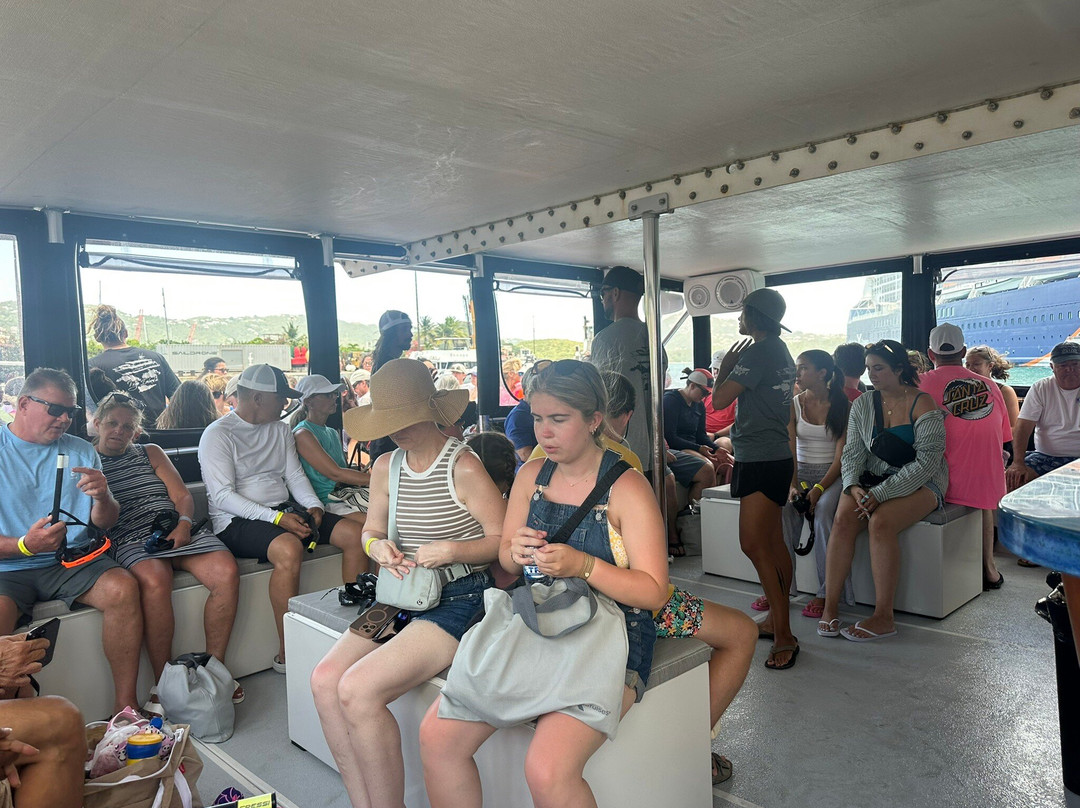 Sabrage Charters-圣 托马斯必去景点