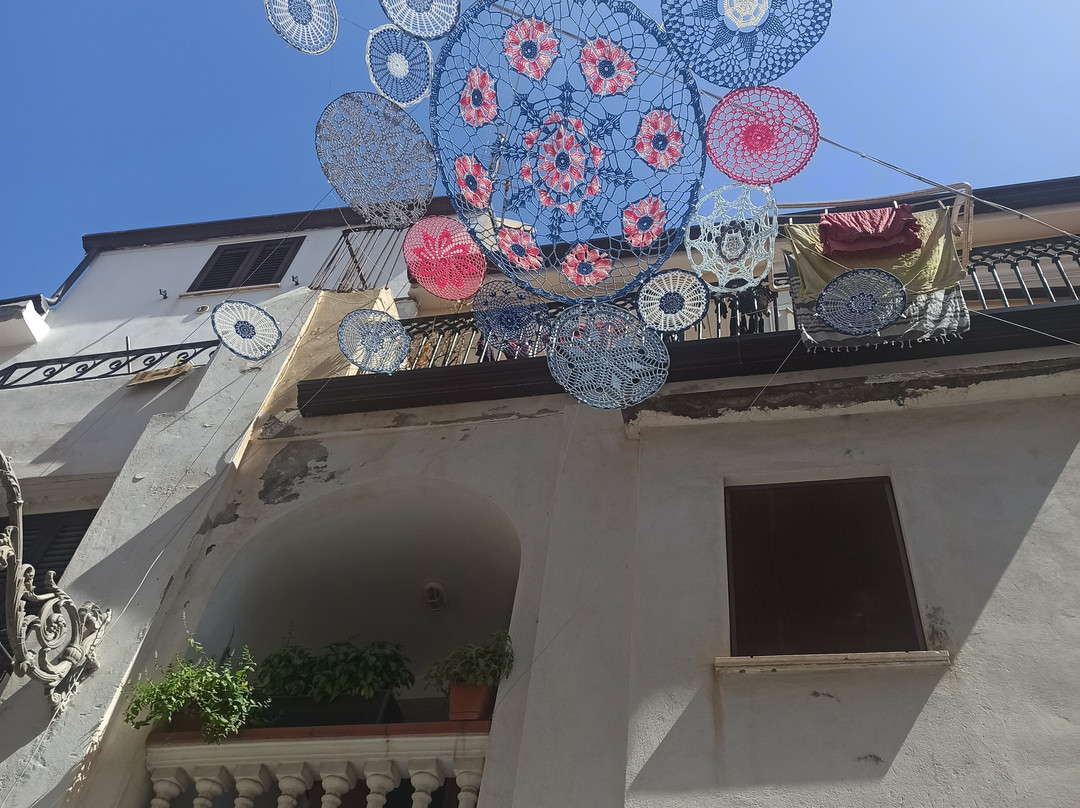 Murales-迪亚曼泰必去景点