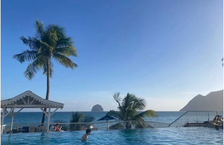 Diamant Beach-泳池