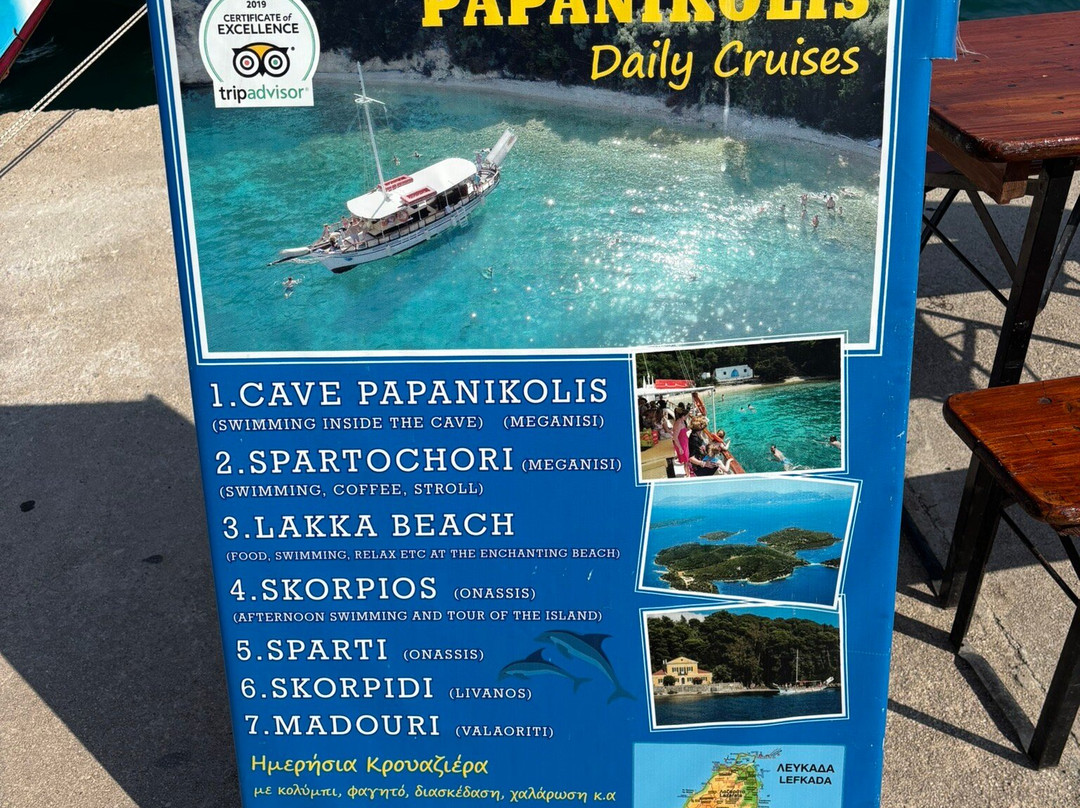 Papanikolis Cruise Boat-Nidri必去景点