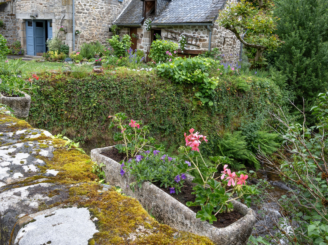Pont Du Péage-Gimel-les-Cascades必去景点