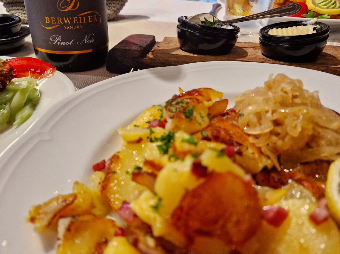 Weingut Sandra Berweiler-Leiwen必去景点