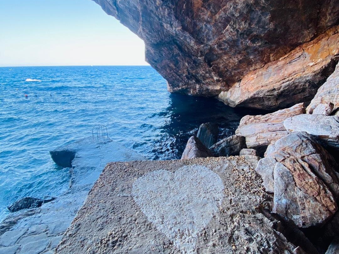 Agios Stefanos Church-Galissas必去景点