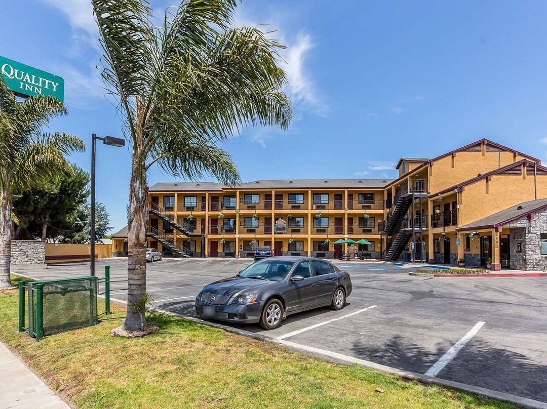 萨利纳斯品质酒店