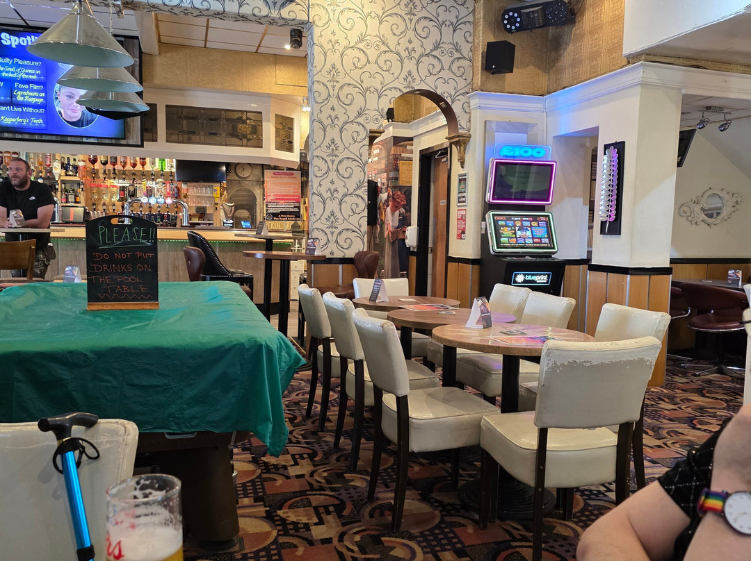 Regal Hotel主图