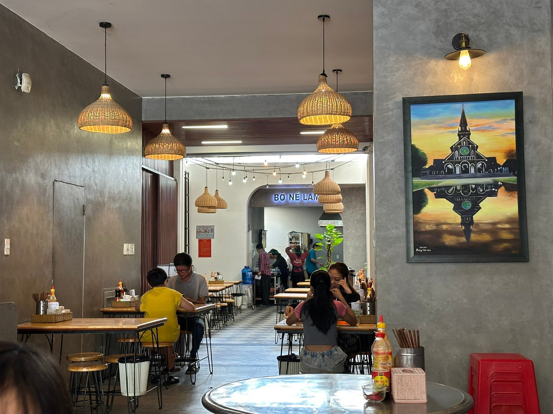 Quán Bò Né Lam