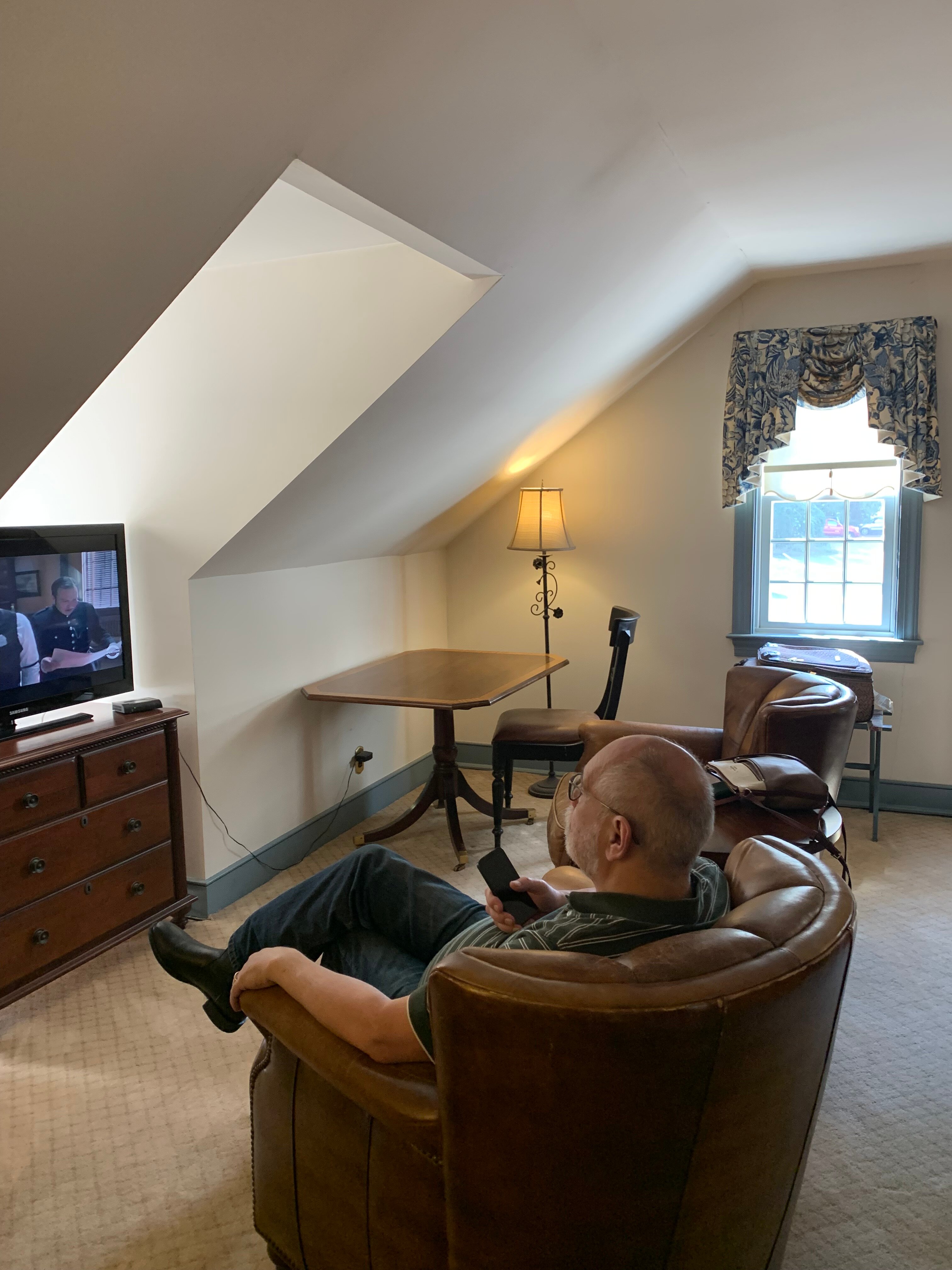 General Warren Inne-官方