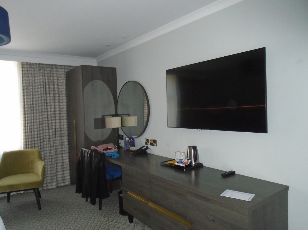 杜肯哈尔夫布莱克本美居水疗酒店主图