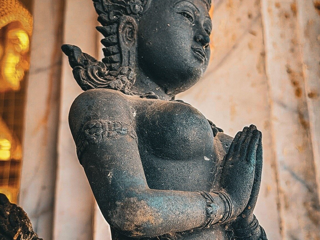 Wat Klang Bang Kaew-那空猜是必去景点