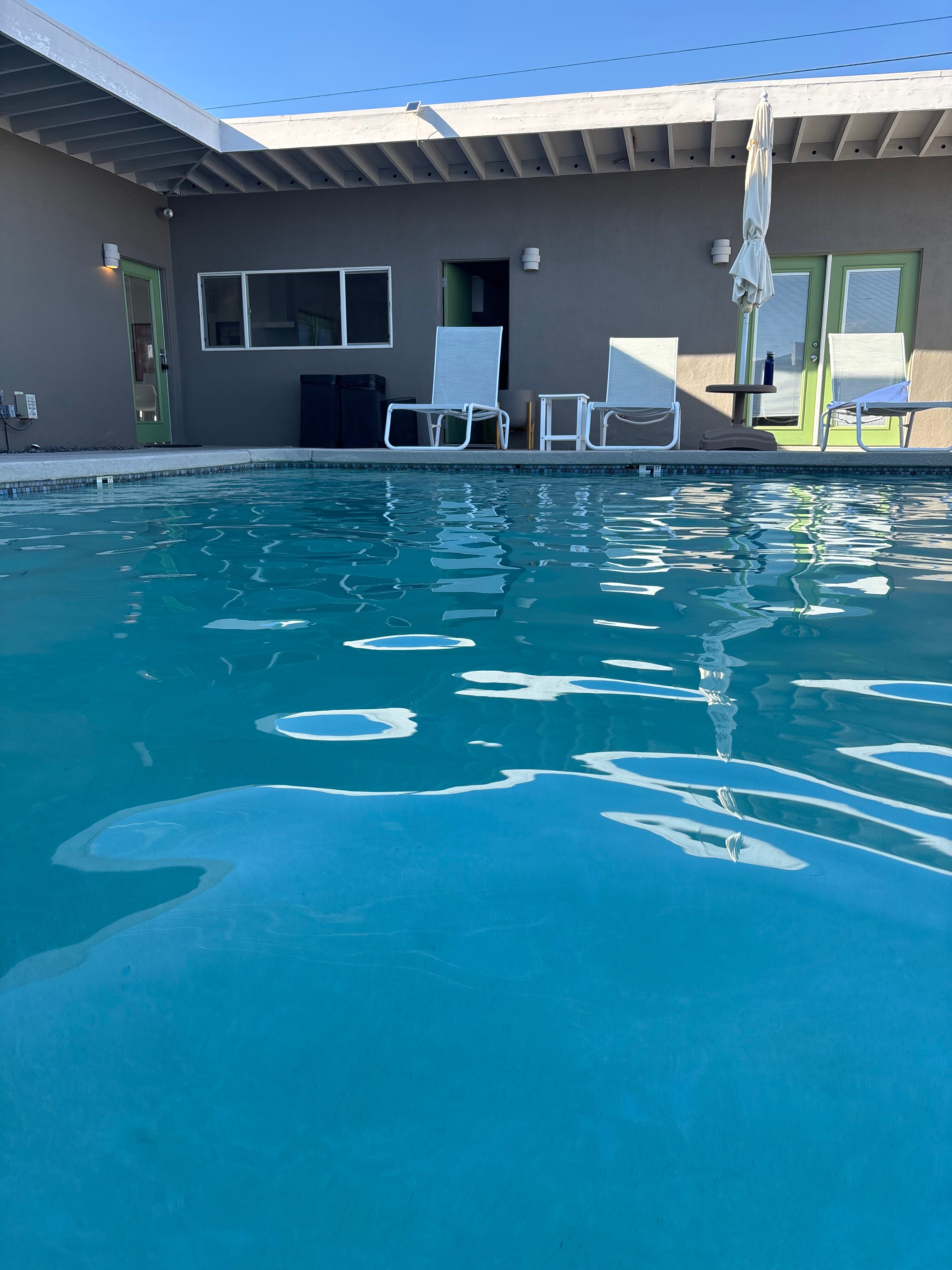 Desert Hot Springs Inn-官方