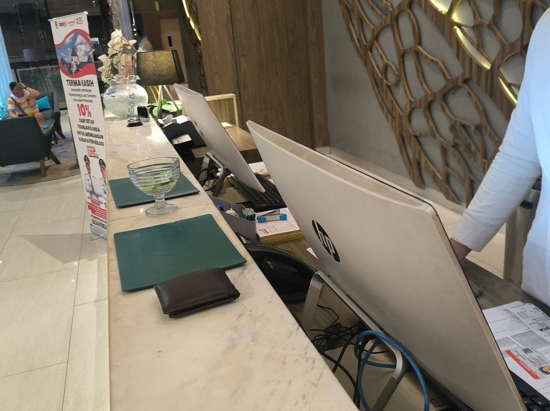 AYOLA LIPPO CIKARANG HOTEL主图