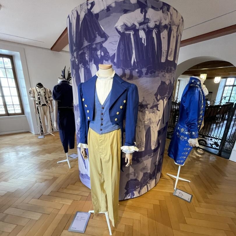 Musée de la Confrérie des Vignerons-沃韦必去景点
