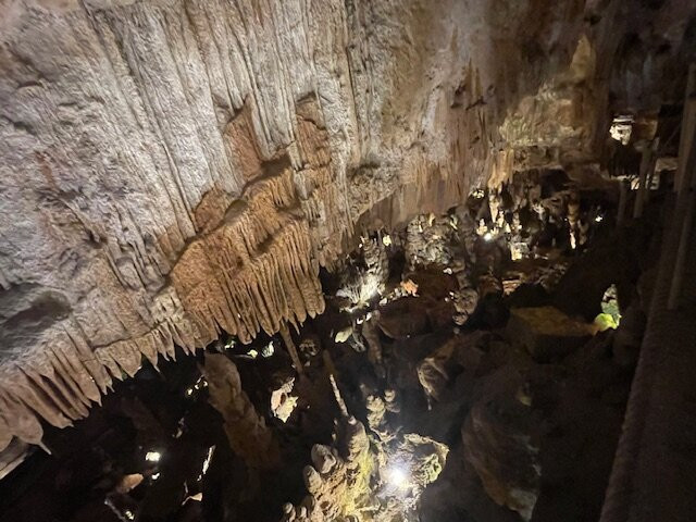 Grutas de Santo Antonio-Alvados必去景点