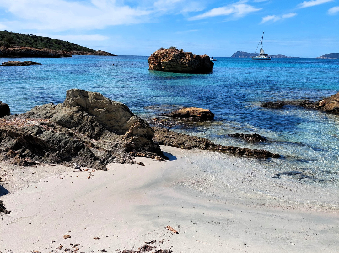 Spiaggia di Piscinni-Domus de Maria必去景点