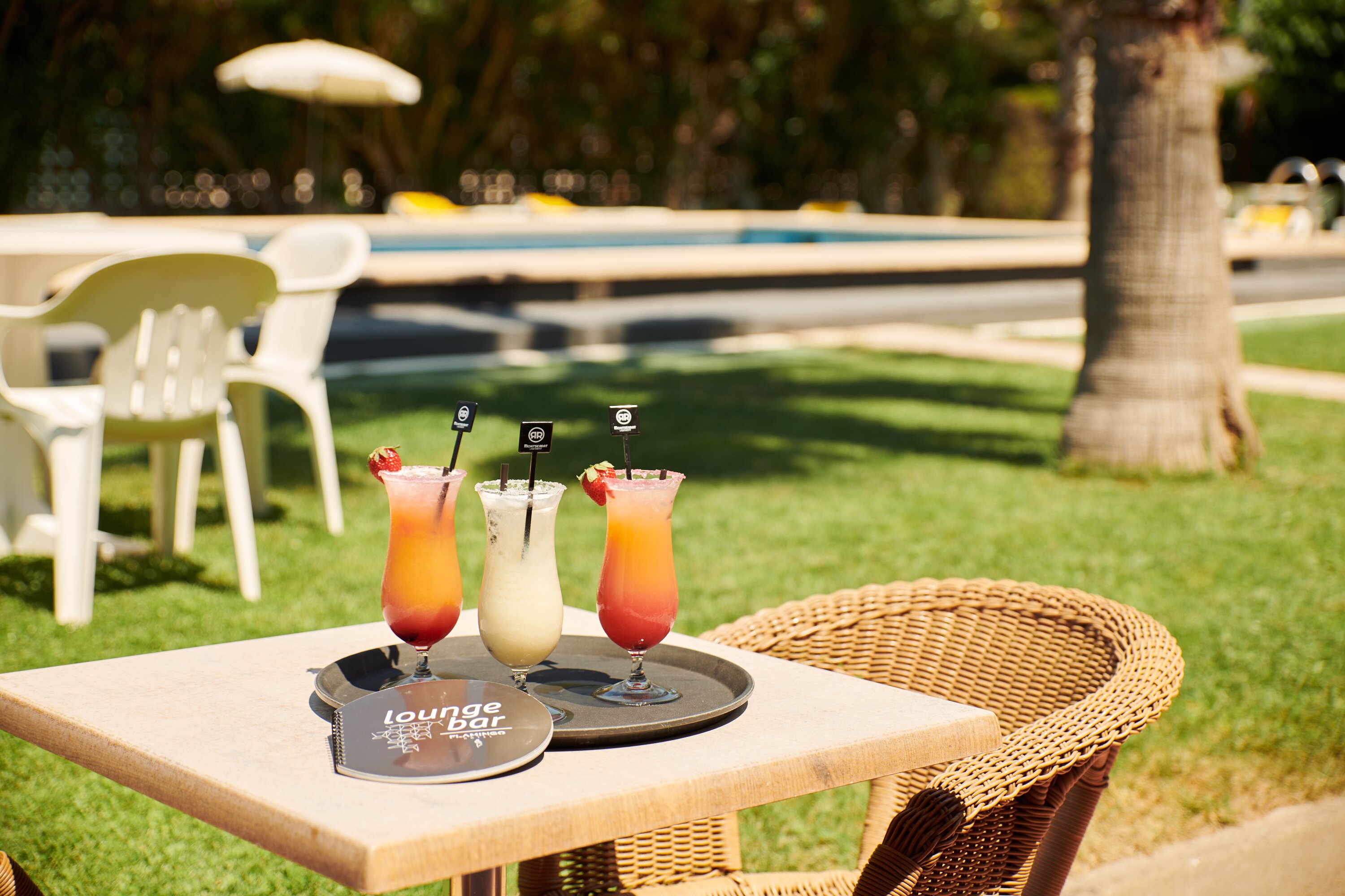 Hotel Checkin Flamingo-泳池