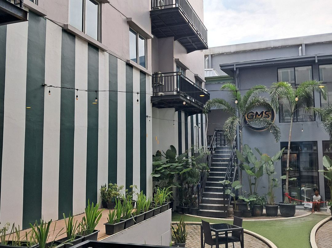 Hotel Santika Mega City Bekasi主图