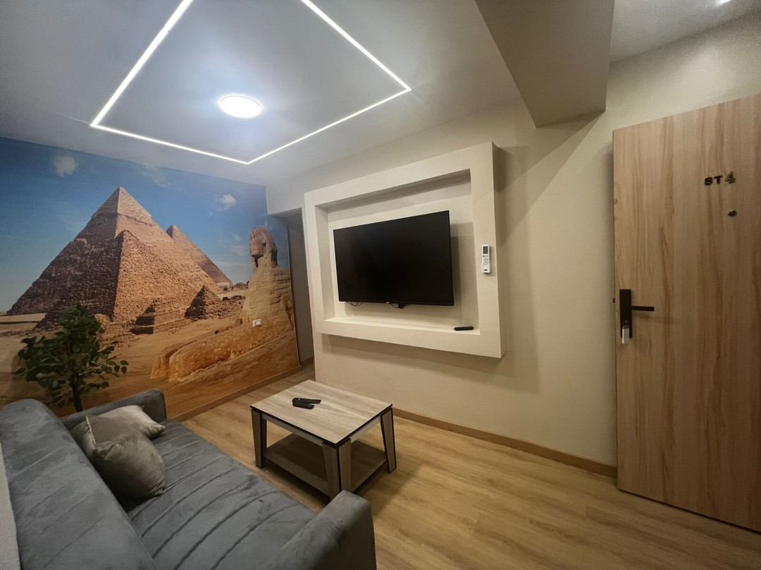 金字塔美景酒店主图