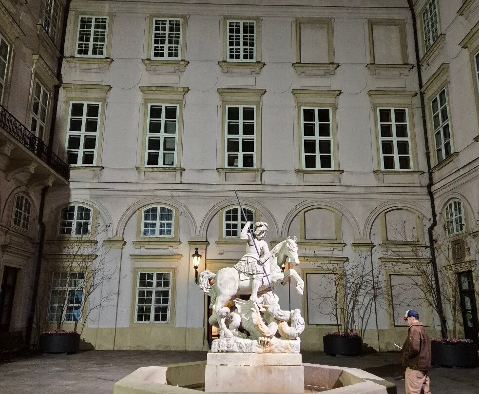 Primates' Palace-布拉迪斯拉发必去景点