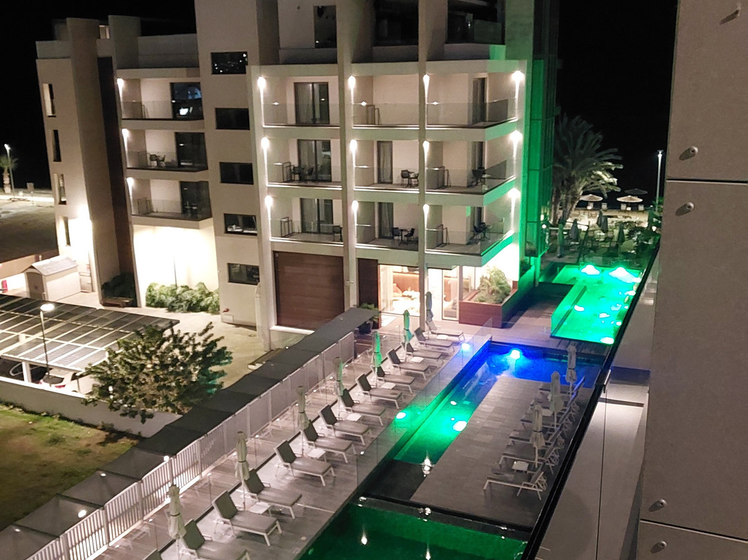 Mercure Larnaca Beach Resort主图