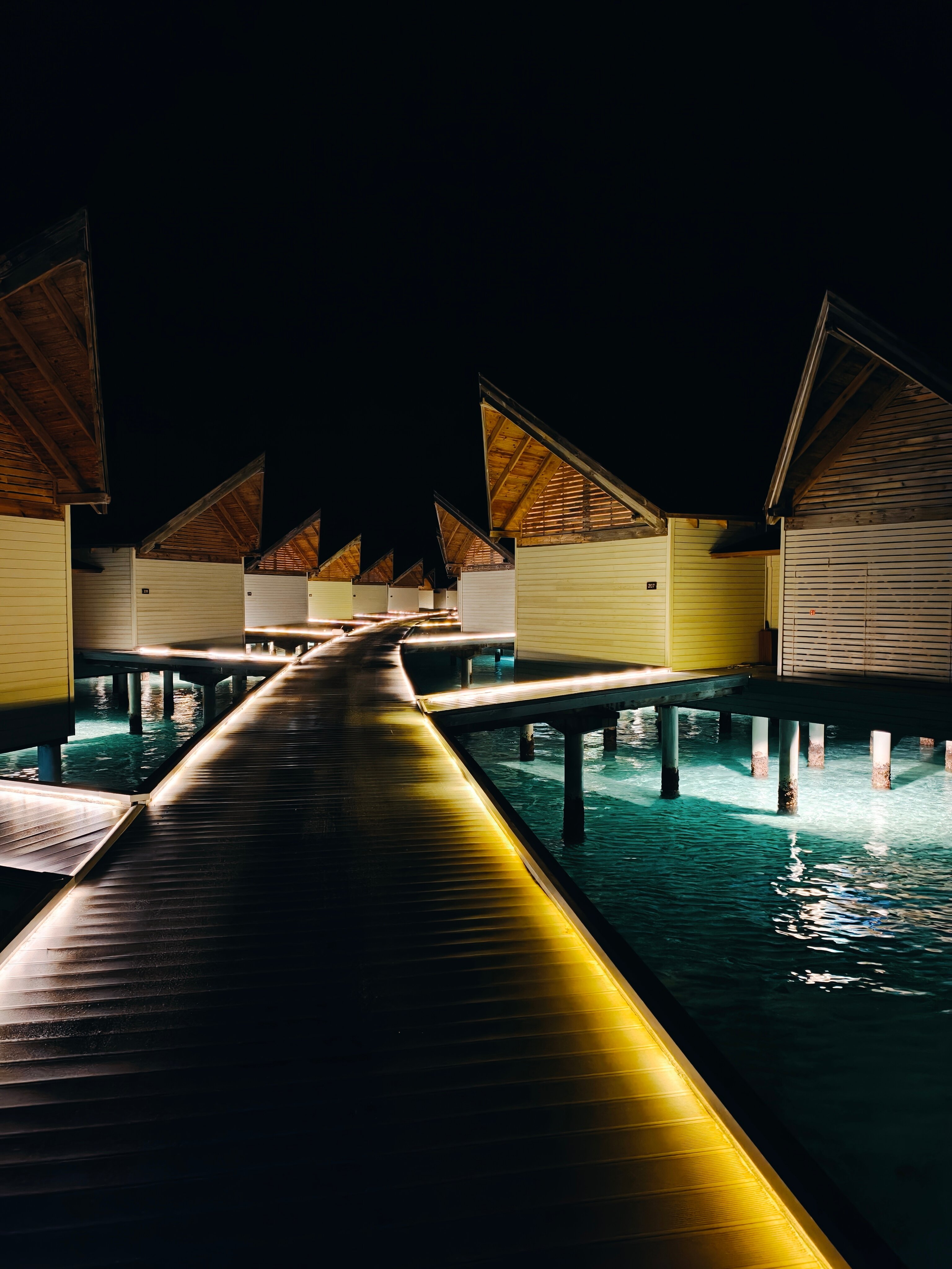 Kuredhivaru Resort & Spa Maldives-浴室