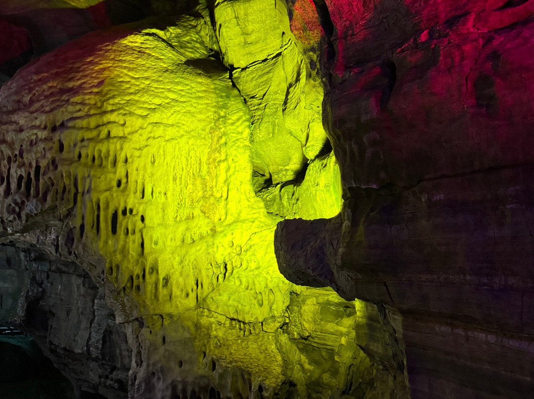 Howe Caverns-Howes Cave必去景点