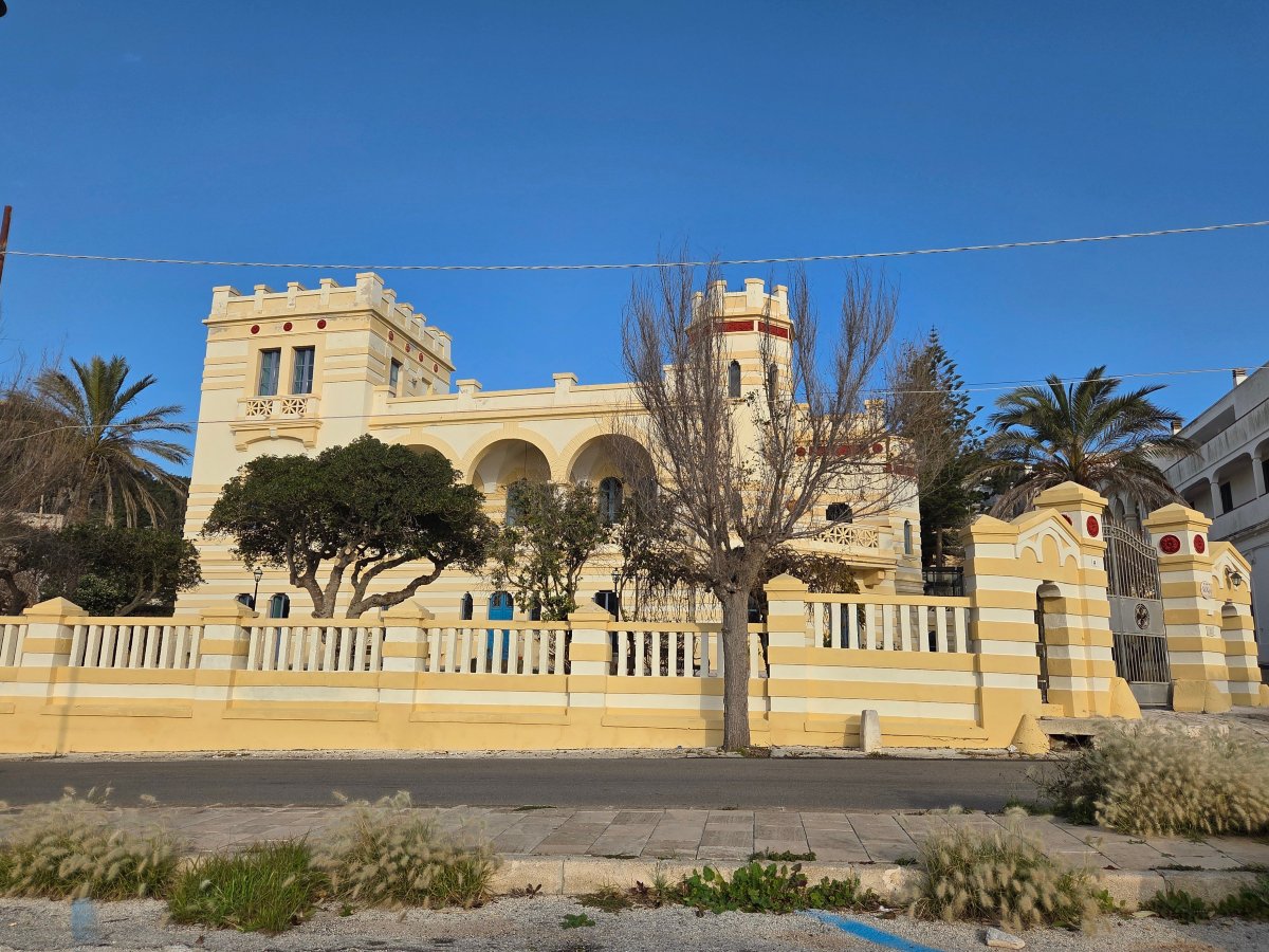 拉法耶拉别墅酒店-官方