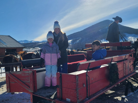 Rocky Mountain Stables-格兰比必去景点