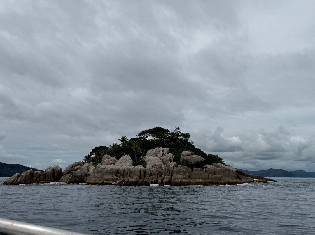 Coco Island-拉迪格岛必去景点