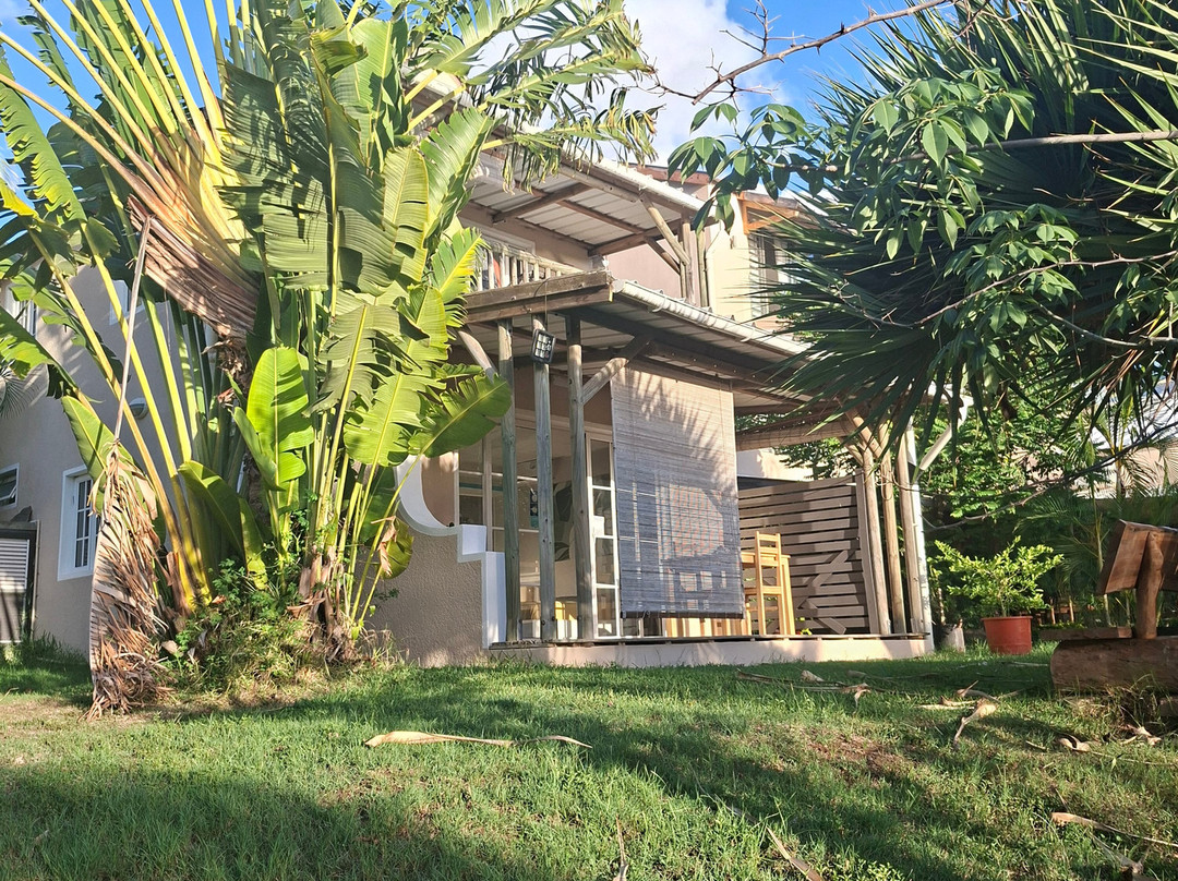 La Cabane d'Ete主图