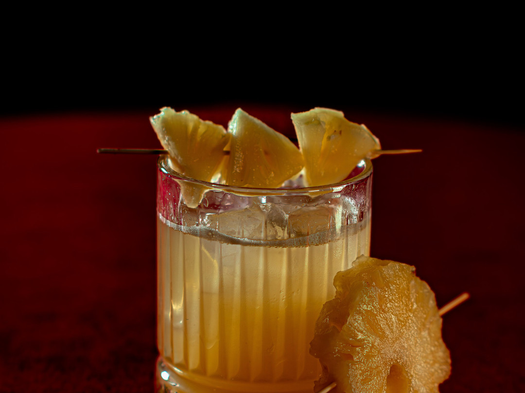 Whisper Speakeasy主图