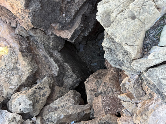 Apache Death Cave-温斯洛必去景点