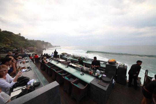 巴厘岛阿雅娜度假村主图