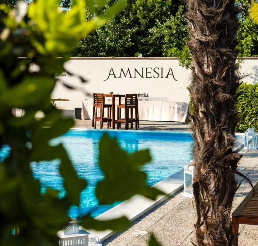 Amnesia Villas