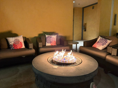 喜来登阿古拉山酒店主图