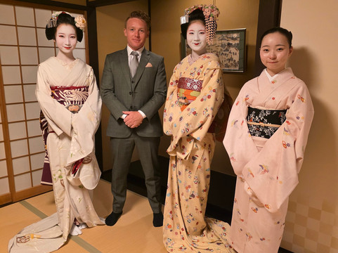 阿莫伦斯裁缝店-卡伦必去景点