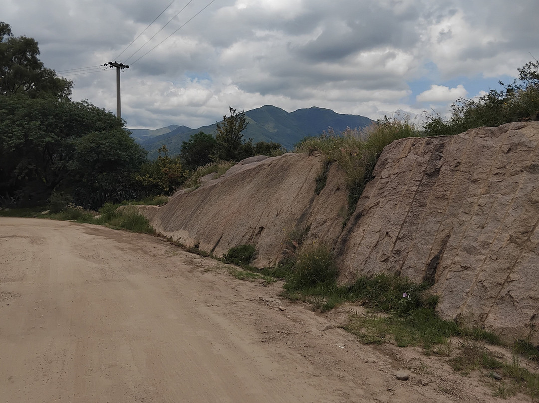 Diques El Cajón-Capilla del Monte必去景点