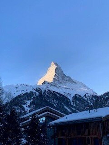 全景滑雪公寓式酒店主图