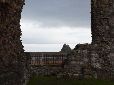 Lindisfarne Priory-Holy Island必去景点