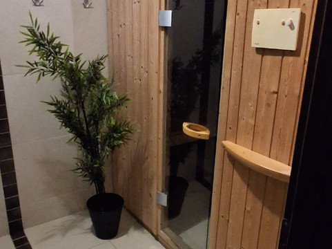 艾丽顿spa酒店主图