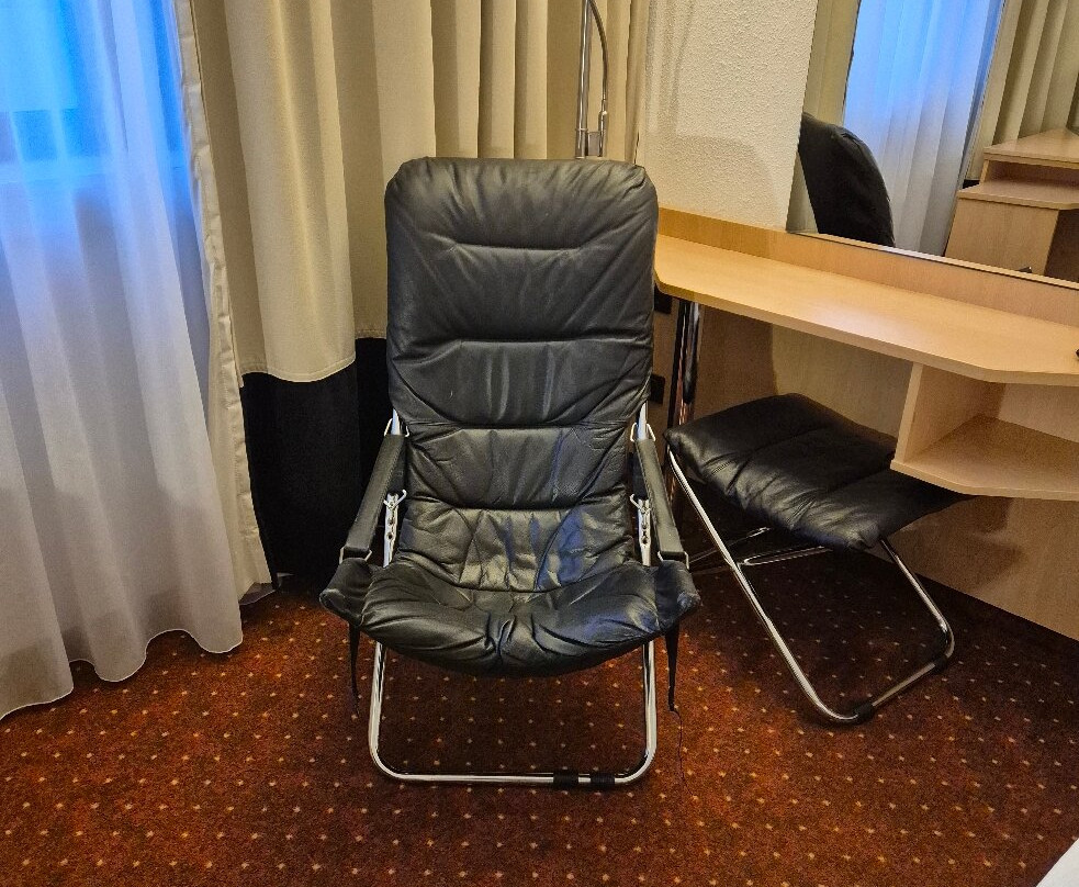 NH奥伯豪森酒店主图